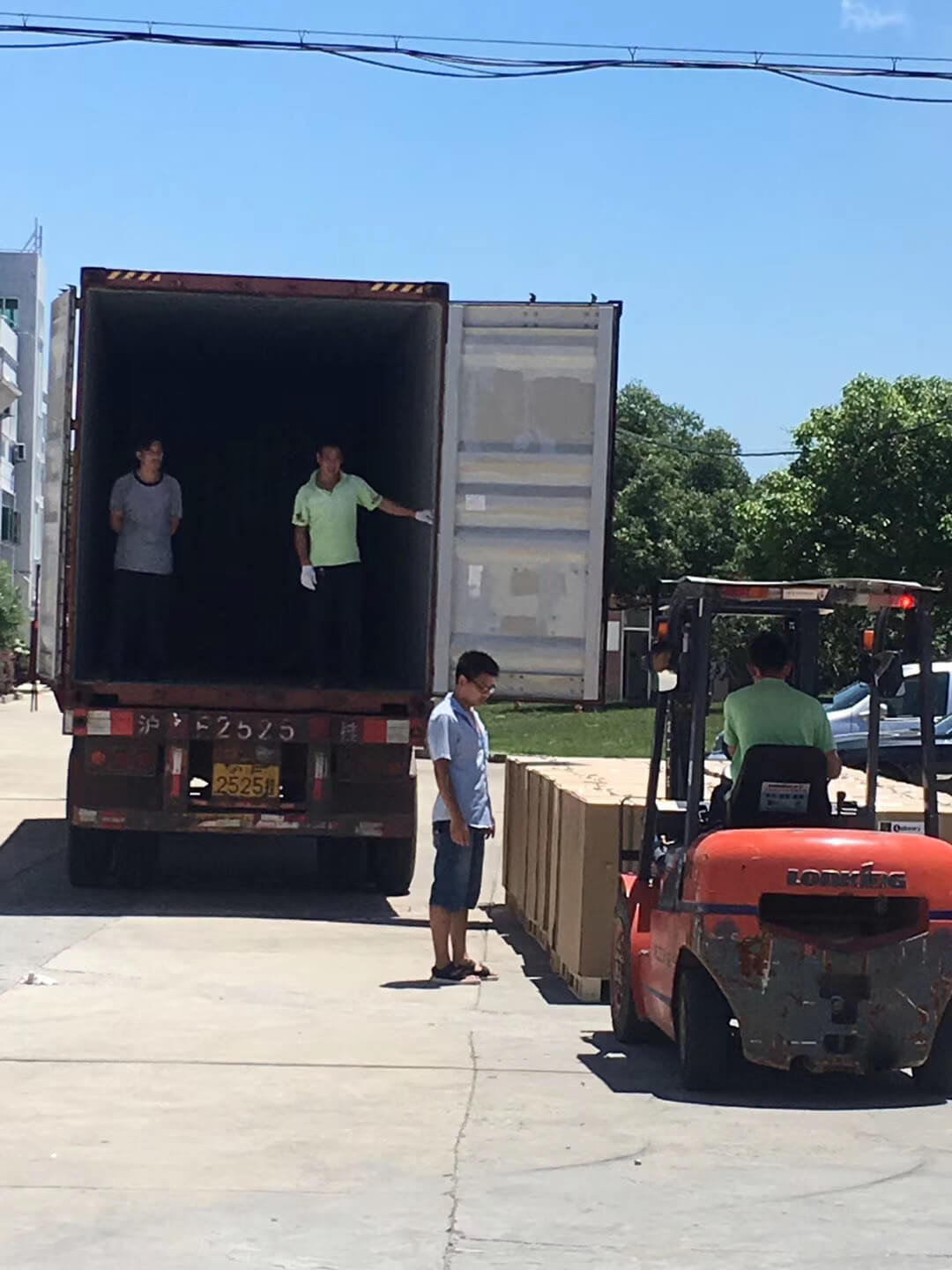 1750989352204839.jpg 1750989352204839.jpg