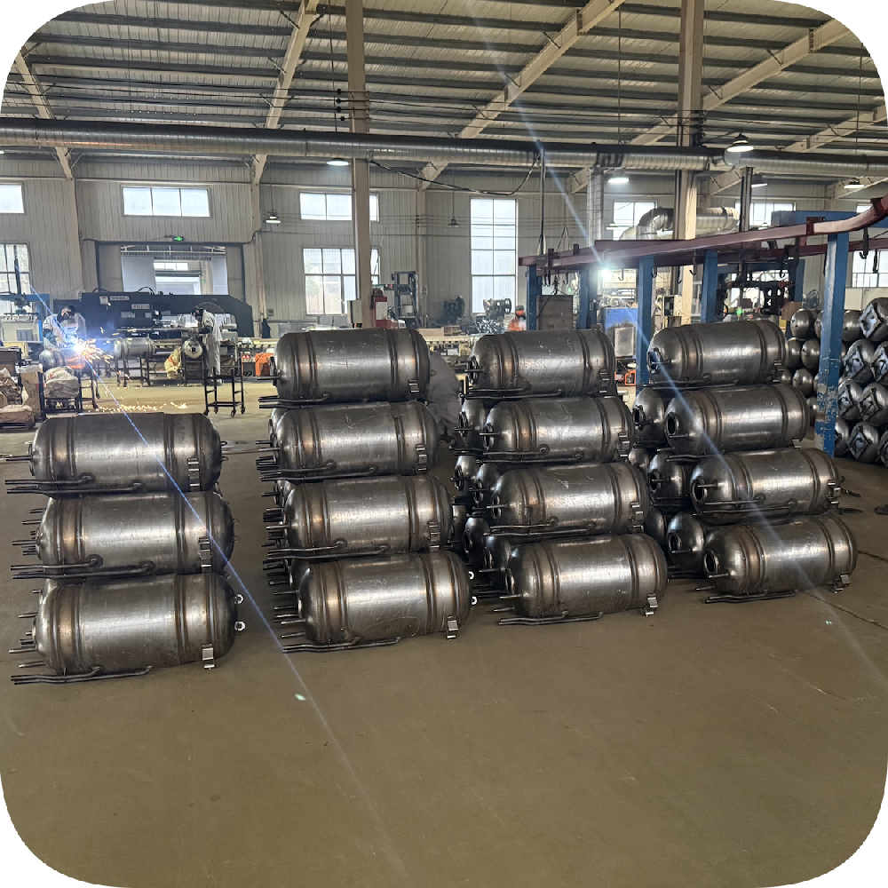 Enamel Pressure Water Tank